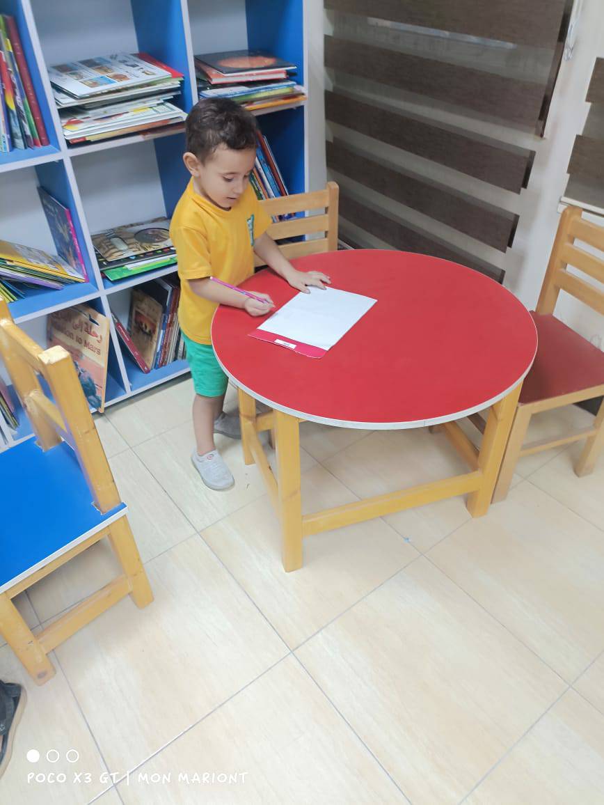 مكتبة مصر العامة اسيوط تنظم ورش تعليم الرسم للأطفال