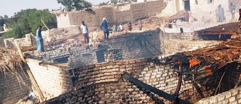 اندلع حريق في 8 حظائر للماشية بأسيوط