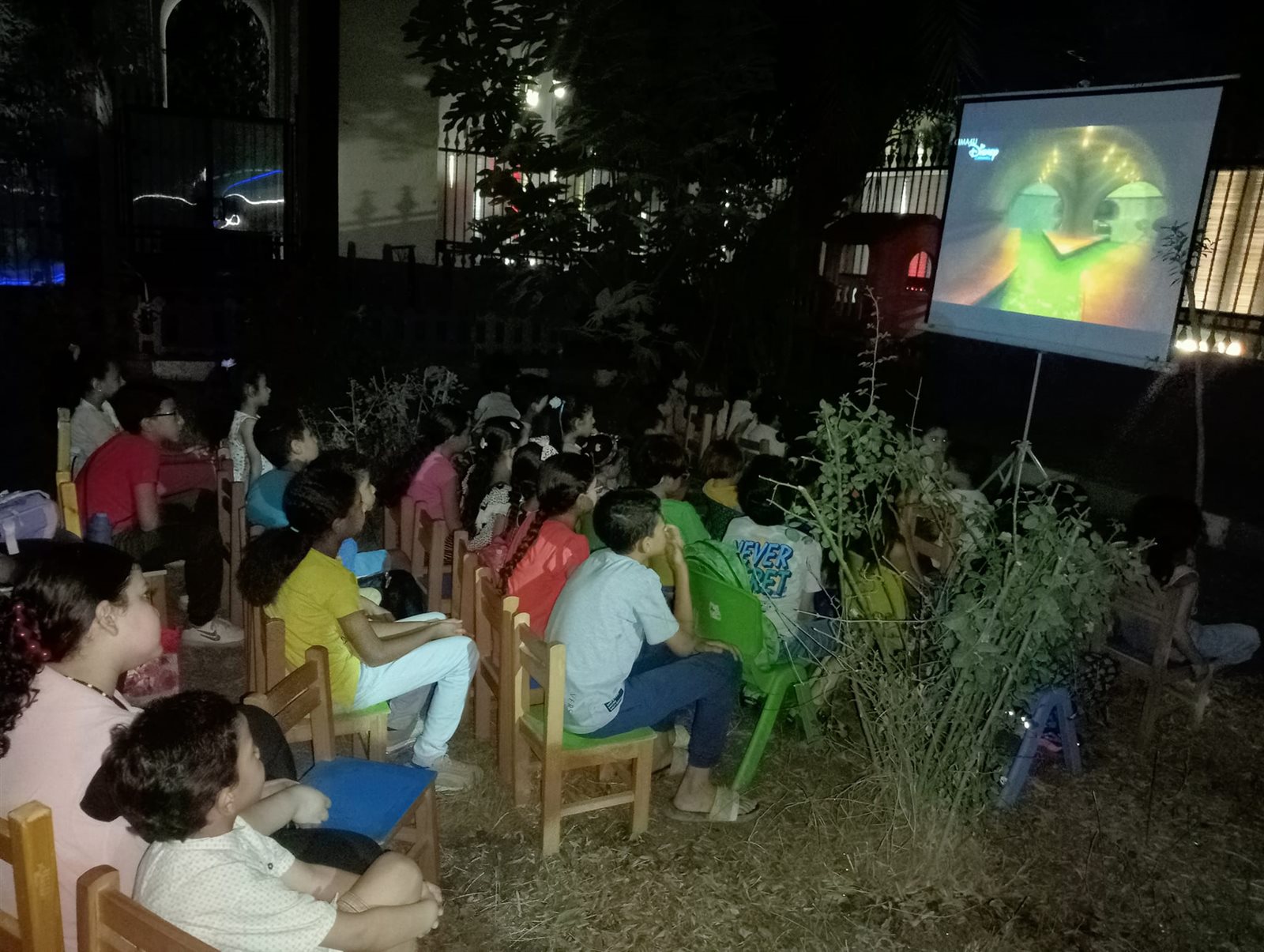 ﻣﻜﺘﺒﺔ ﻣﺼﺮ اﻟﻌﺎﻣﻪ أﺳﻴﻮط وجمعية صناع الحياة ينظما يوم ترفيهي للاطفال