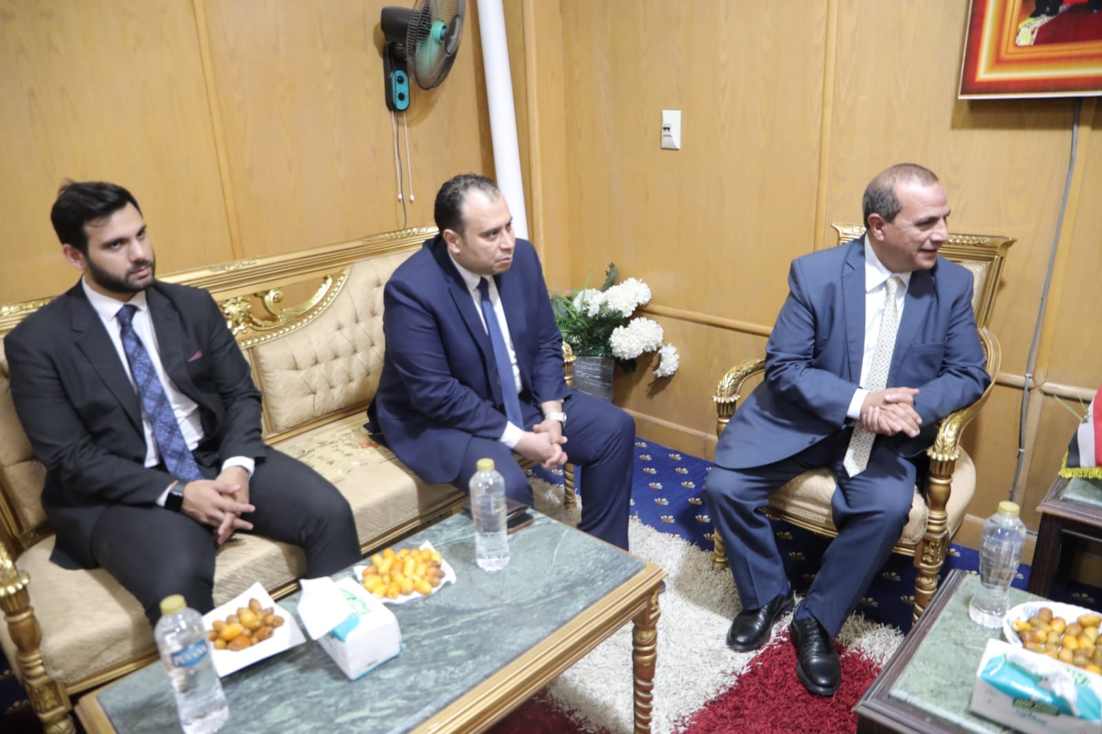 نائب محافظ الوادي الجديد تبحث دعم المشروعات الصغيرة مع البنك الأهلي المصري