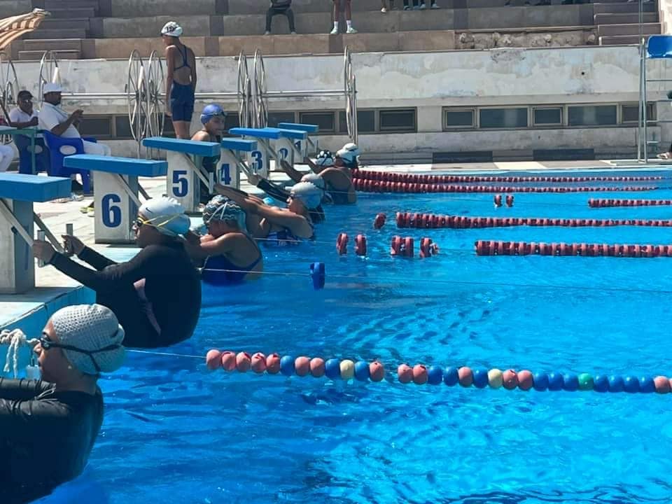 طلائع أسيوط يحصد 24 ميدالية في بطولة السباحة لمراكز شباب الصعيد