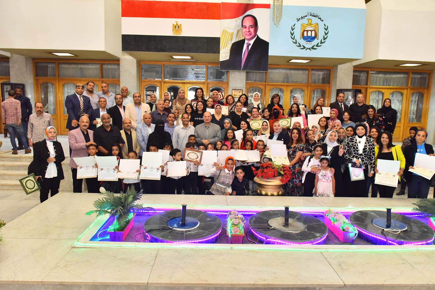 محافظ أسيوط يناقش الاستعدادات النهائية للعام الدراسي الجديد وتكريم المتفوقين بالأنشطة المدرسية
