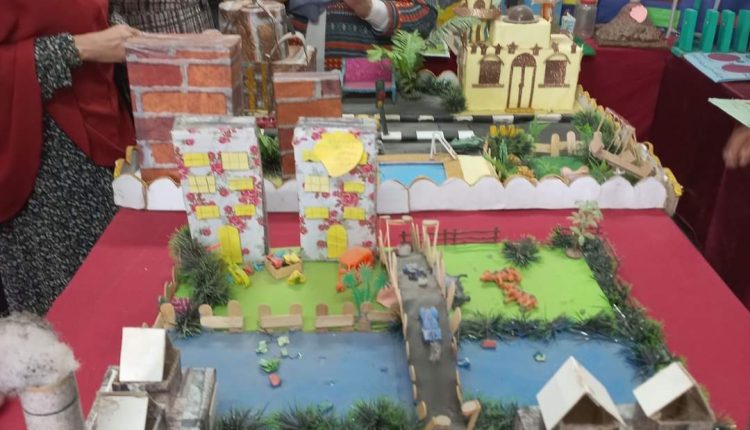 فتيات ازهر ديروط الشريف يزورن مدرسة بدر ولجنة تتفقد معهد دشلوت للبنات