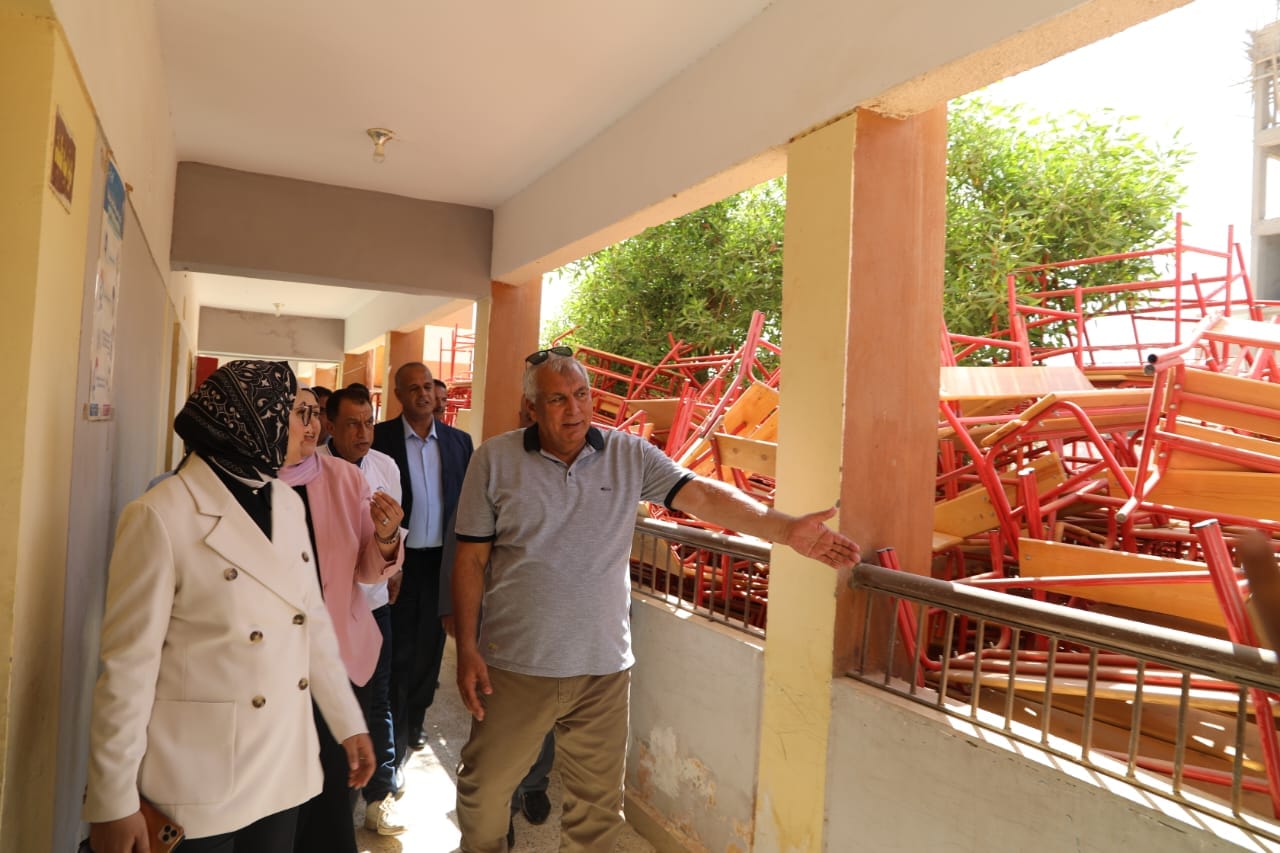 محافظ الوادي الجديد يؤكد جاهزية مدارس الخارجة للعام الدراسي الجديد