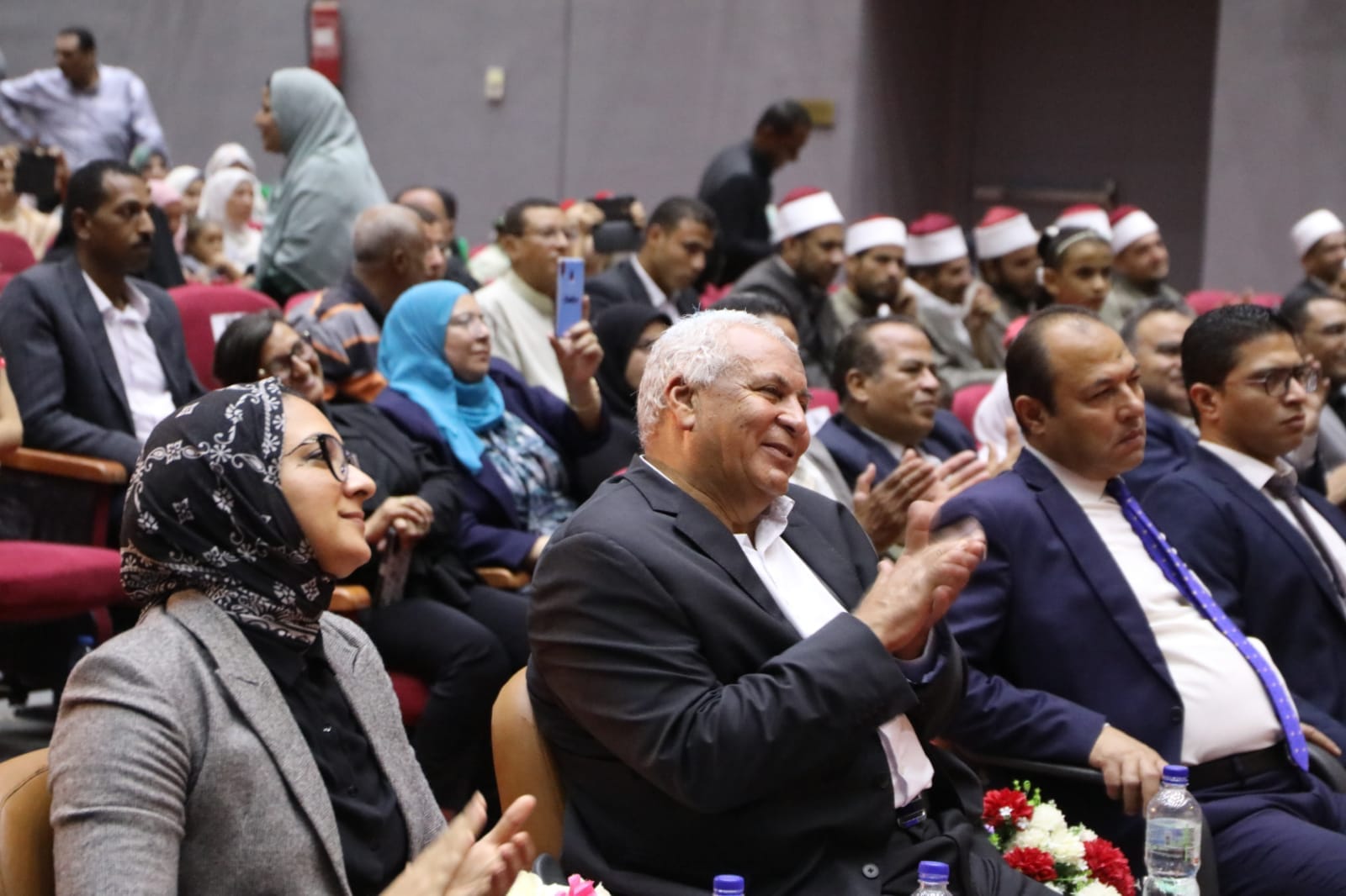 محافظ الوادي الجديد يشهد 