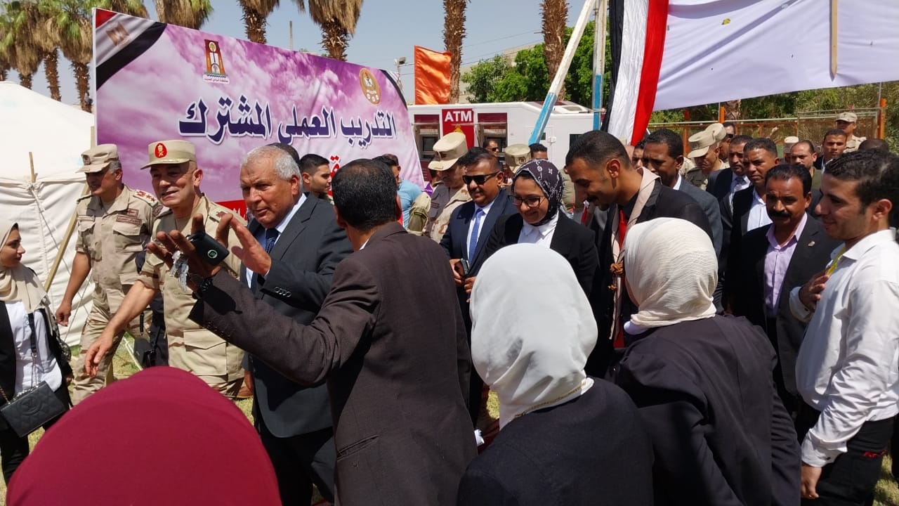 فريق الجوالة بجامعة الوادي الجديد يشارك بتدريب مواجهة الأزمات والكوارث 