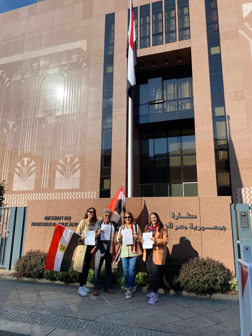 cebcd995-2277-4c80-886f-fadbd782d0f3