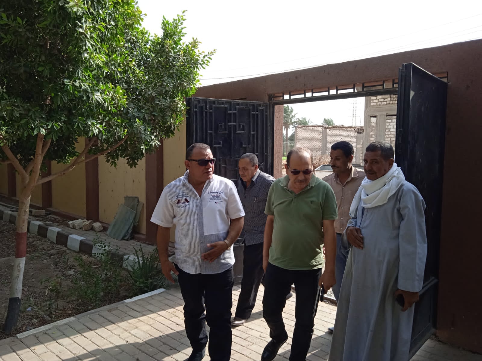 وكيل وزارة الشباب باسيوط يتفقد اعمال الجمعية العمومية بمركز شباب دير بصرة