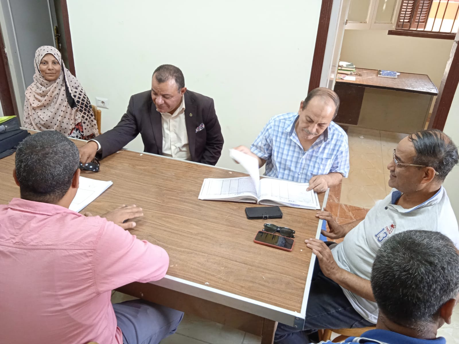 وكيل وزارة الشباب باسيوط يتفقد اعمال الجمعية العمومية بمركز شباب عرب القداديح