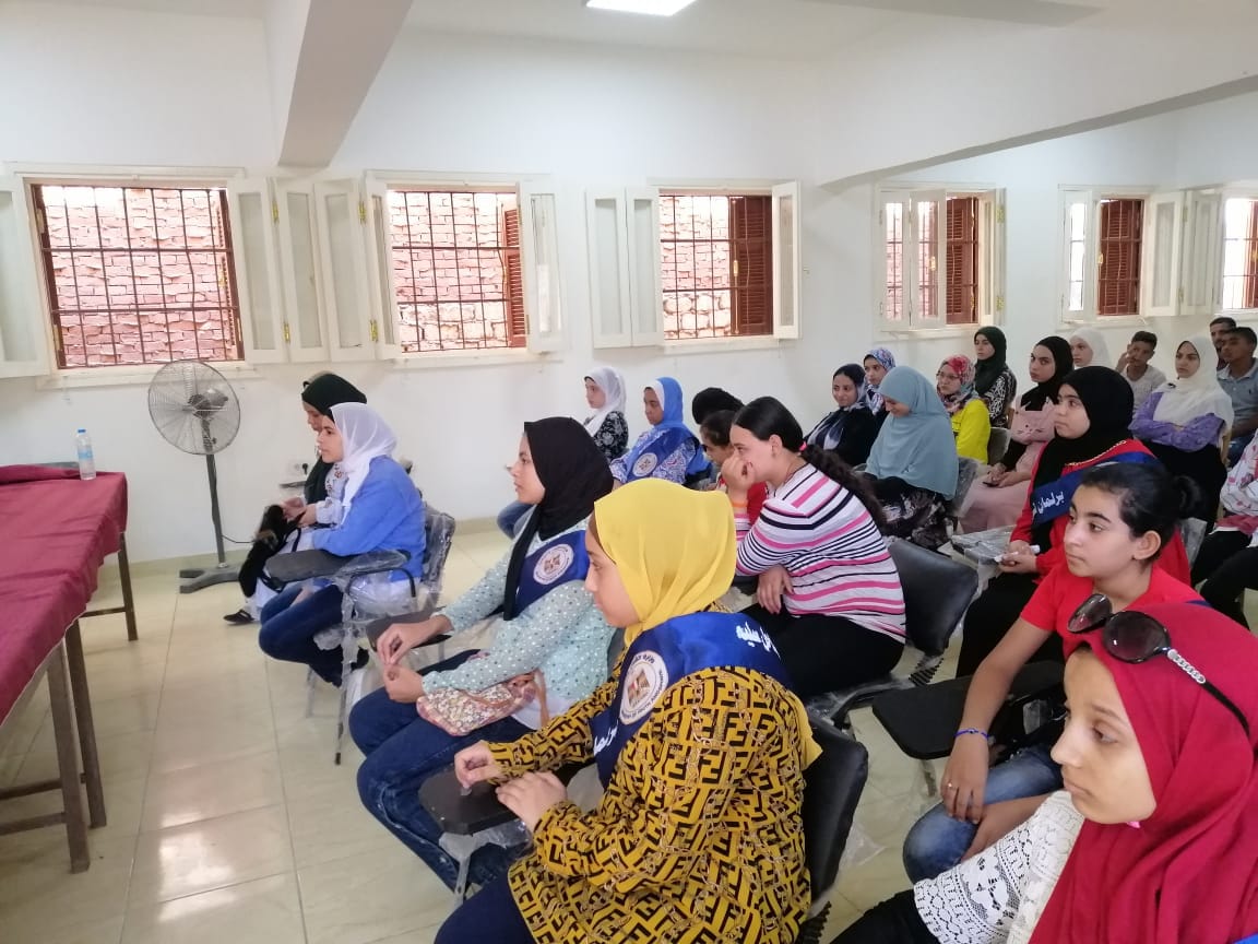 برلمان أسيوط ينفذ ثانى فاعليات الصالون البرلماني بشباب اسيوط