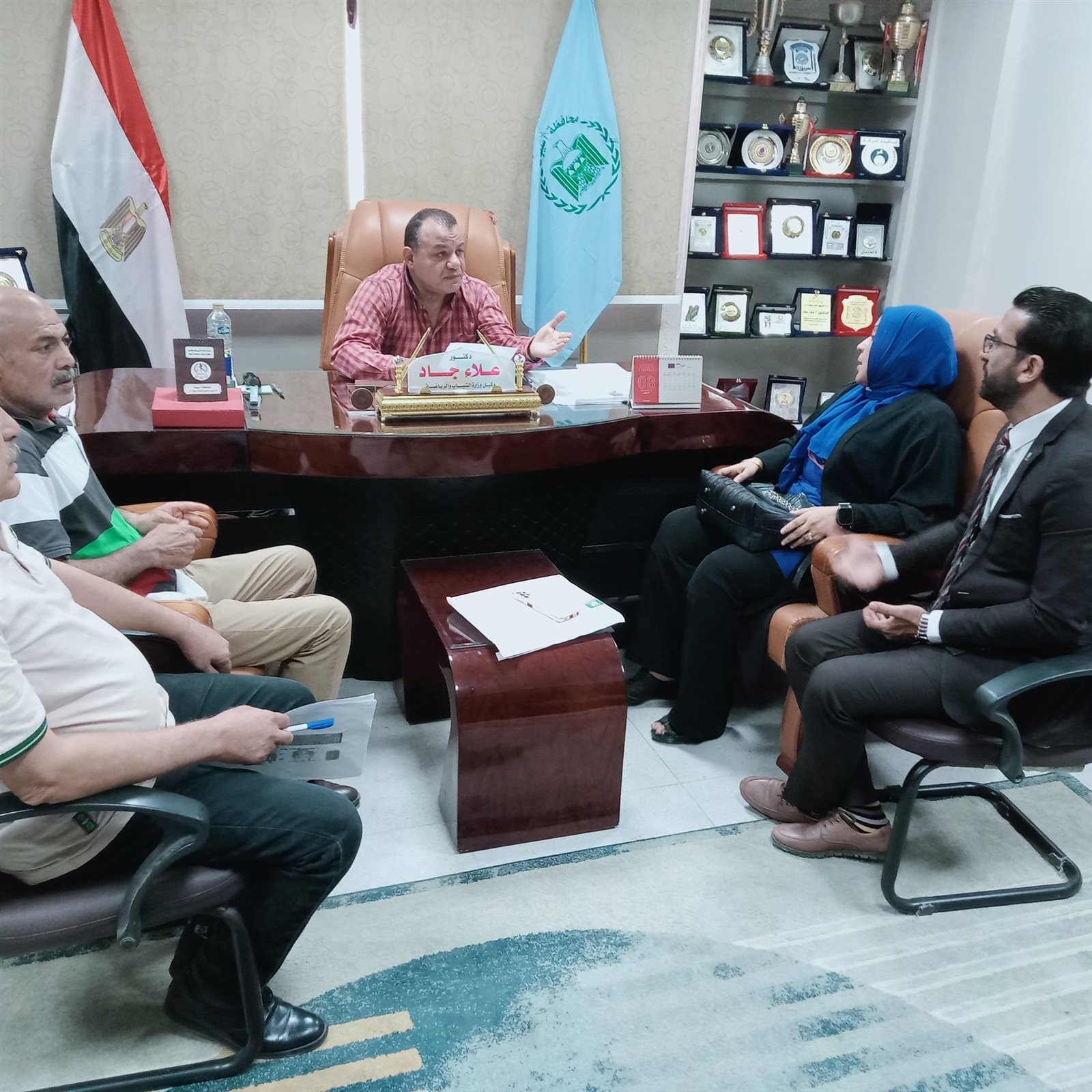 وكيل وزاره الشباب بالرياضه باسيوط يلتقي بممثلي البنك الزراعي المصري