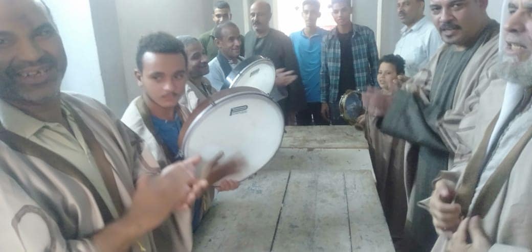 فرقة القوصية للانشاد الديني تقدم عرض فني احتفالا بذكرى المولد النبوي الشريف