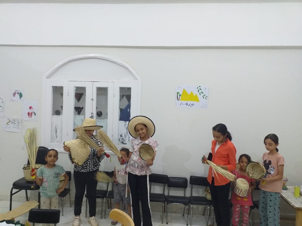 معرض لمنتجات الخوص في بيت ثقافة بولاق بالخارجة