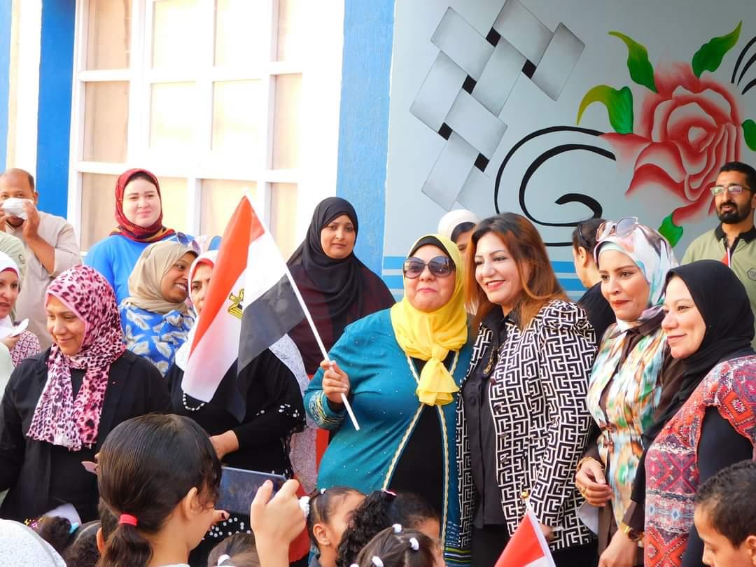اول يوم دراسة .. عروض فنية في استقبال طلاب اسيوط 