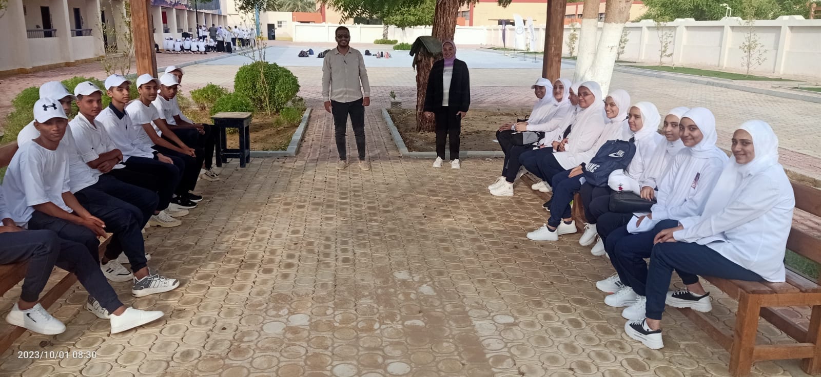 اليوم.. مدرسة المصرية للاتصالات للتكنولوجيا التطبيقية في الوادي الجديد تستقبل طلابها الجدد