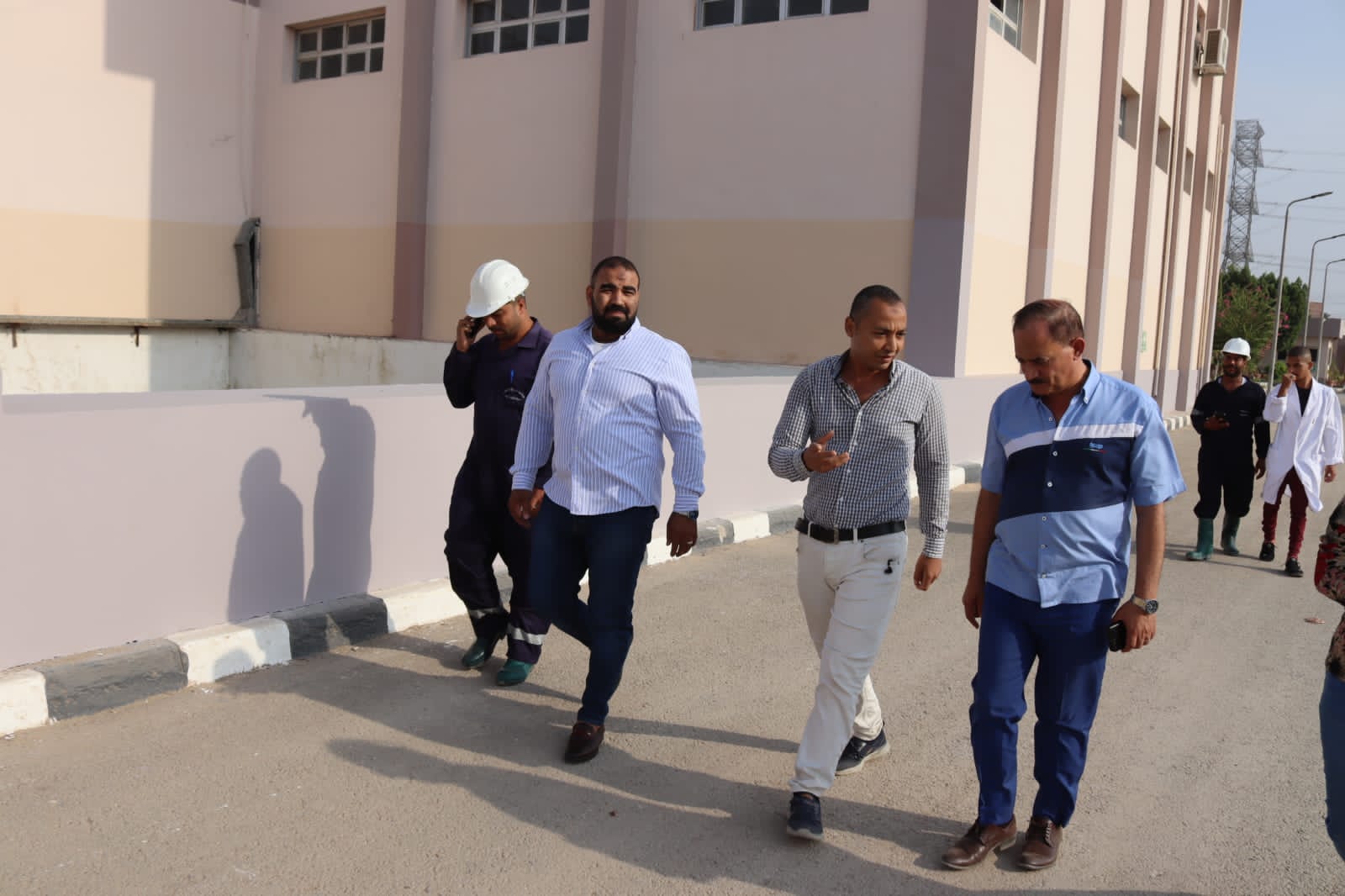 رئيس مياة اسيوط يتفقد مرشحة الوليدية ليتابع جودة الخدمات المقدمة للمواطنين