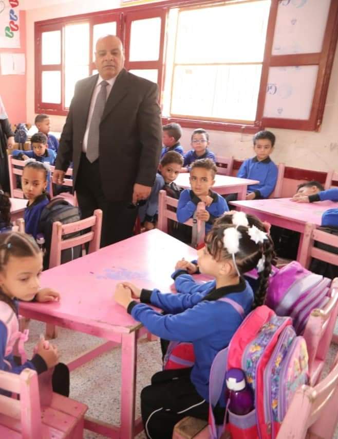 تعليم الوادي الجديد .. الحصة الأولى حول تنمية روح الولاء والإنتماء للوطن