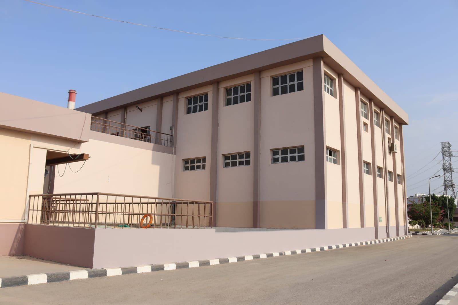 رئيس مياة اسيوط يتفقد مرشحة الوليدية ليتابع جودة الخدمات المقدمة للمواطنين