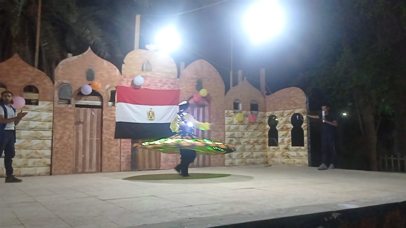 احتفالية فنية بمناسبة ذكرى انتصارات اكتوبر على مسرح قصر الثقافة المكشوف بالخارجة