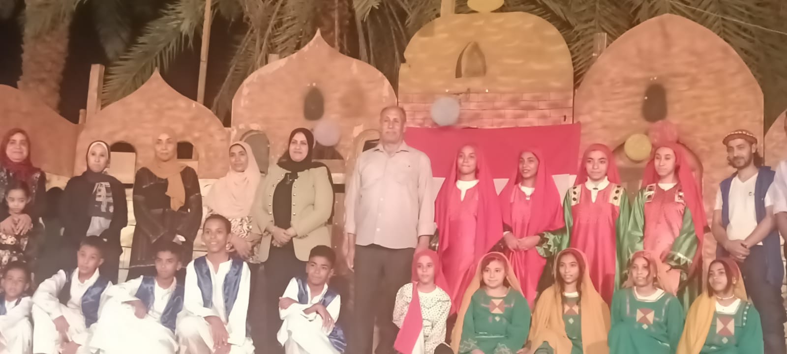 احتفالية فنية بمناسبة ذكرى انتصارات اكتوبر على مسرح قصر الثقافة المكشوف بالخارجة