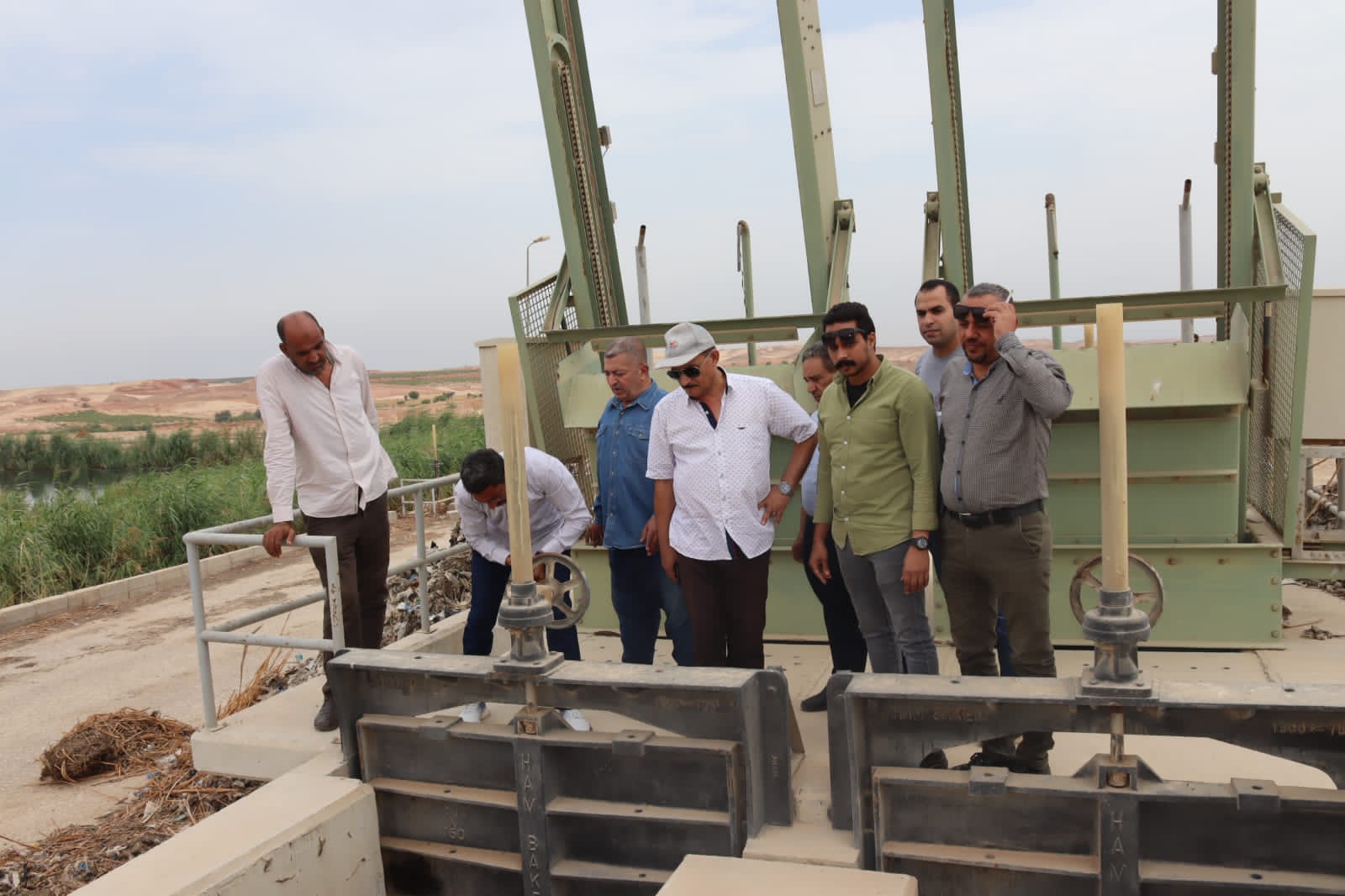 رئيس مياه أسيوط يتابع الاعمال النهائية لمحطة معالجة القوصية تمهيدا لاستلامها النهائي