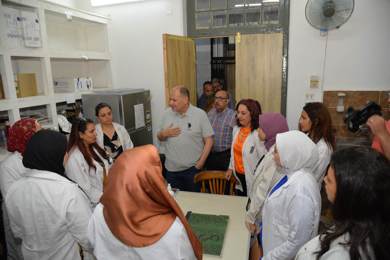 محافظ أسيوط يتفقد أقسام مستشفى الرمد لمتابعة الخدمات