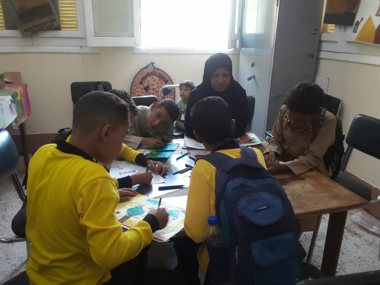 بيت ثقافة ناصر الثورة بالداخلة ينظم مرسم عن جمال الطبيعة