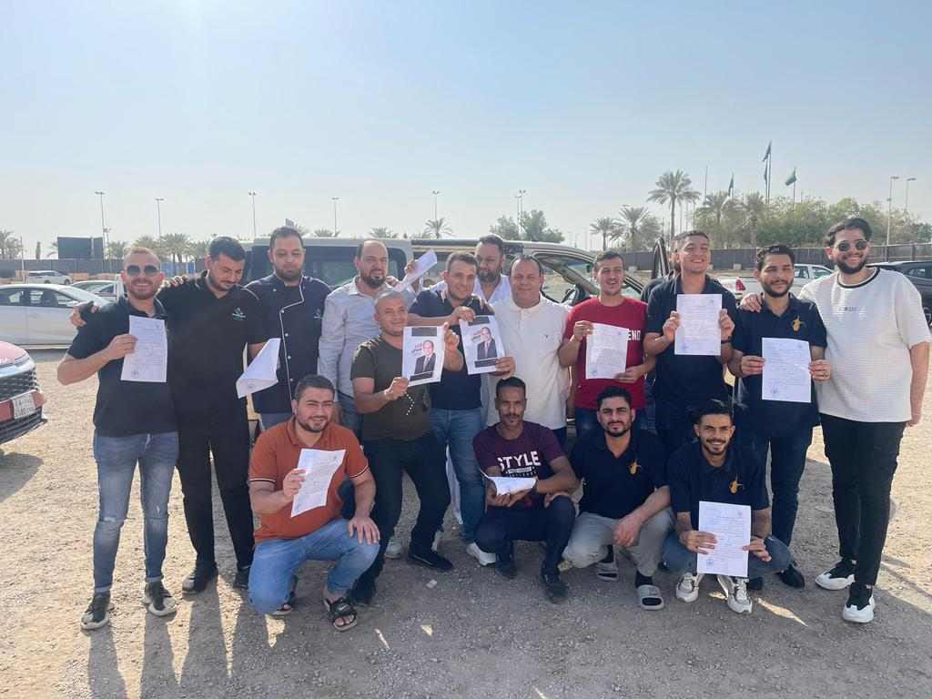 ac561619-eae5-4f0f-aaa7-91afc4a6172f