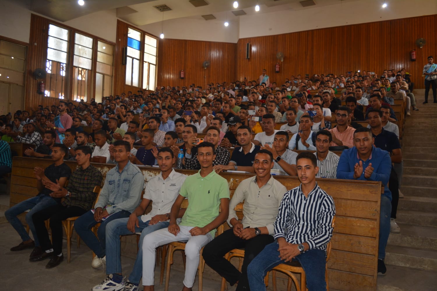 نائب رئيس جامعة الأزهر للوجه القبلي يشهد احتفالية كلية الشريعة بالمولد النبوي