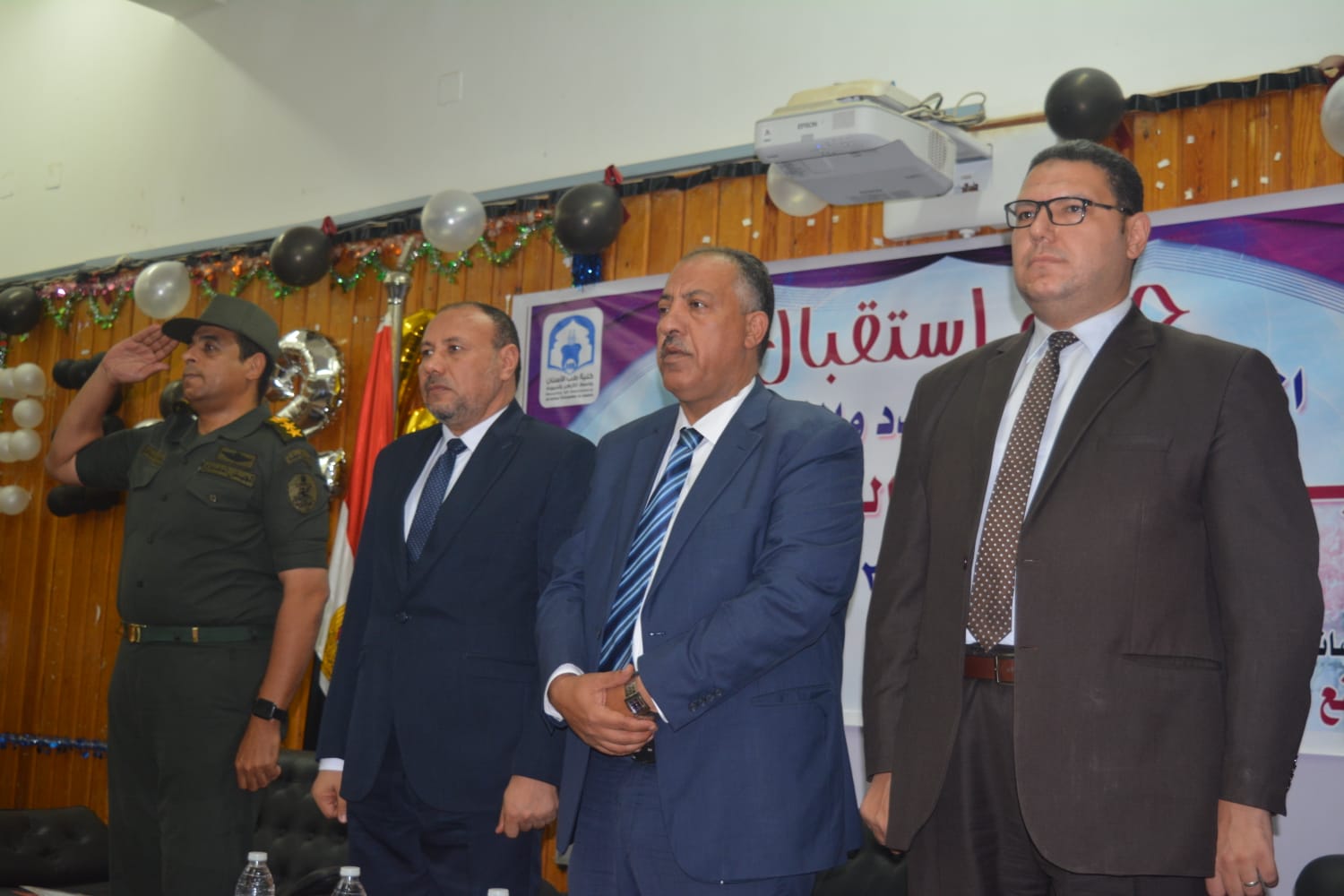 نائب رئيس جامعة الأزهر باسيوط يشهد حفل استقبال الطلاب الجدد لطب الأسنان