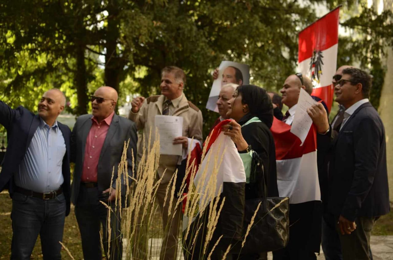 dcc003bf-f960-4271-ac4f-f1b9b5afca27