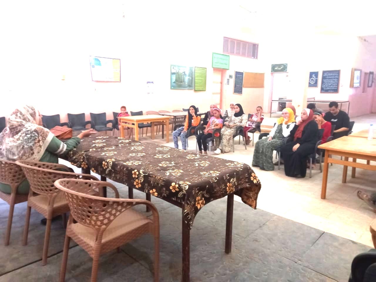 ورشة عمل حول التغيرات المناخية ومناقشة الملفات المتعلقة بمركز شباب المعصرة بالداخلة