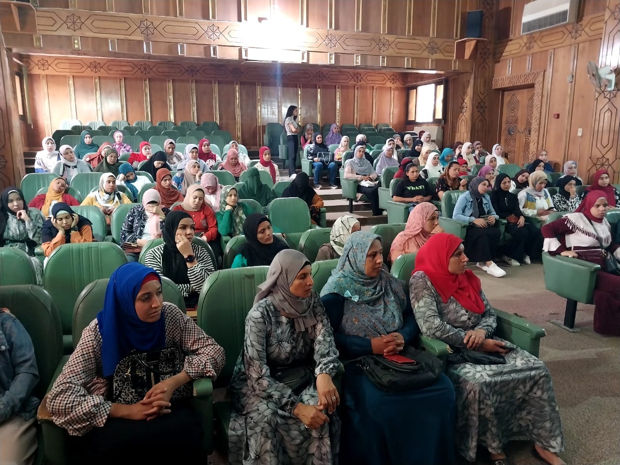  ندوة ينظمها مركز إعلام أسيوط