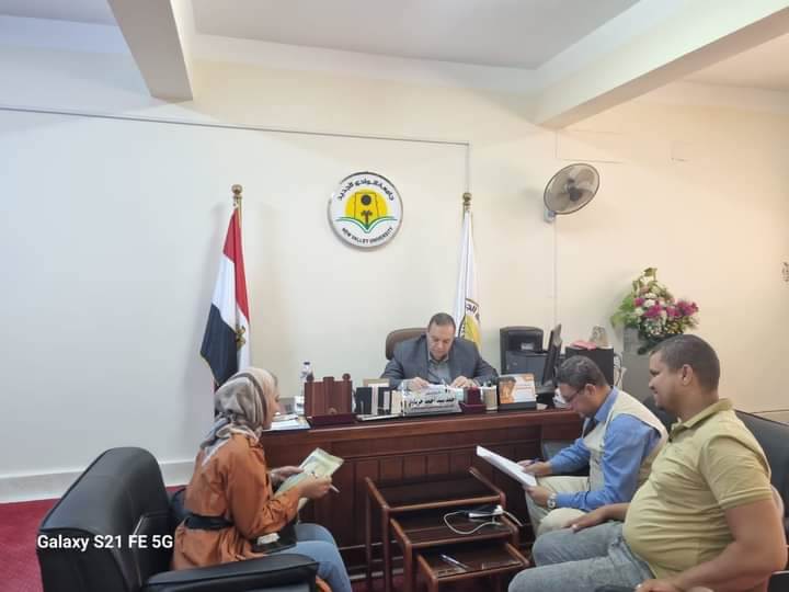 جامعة الوادي الجديد تواصل اختيار أفضل المشروعات في مبادرة الطلاب المنتجين