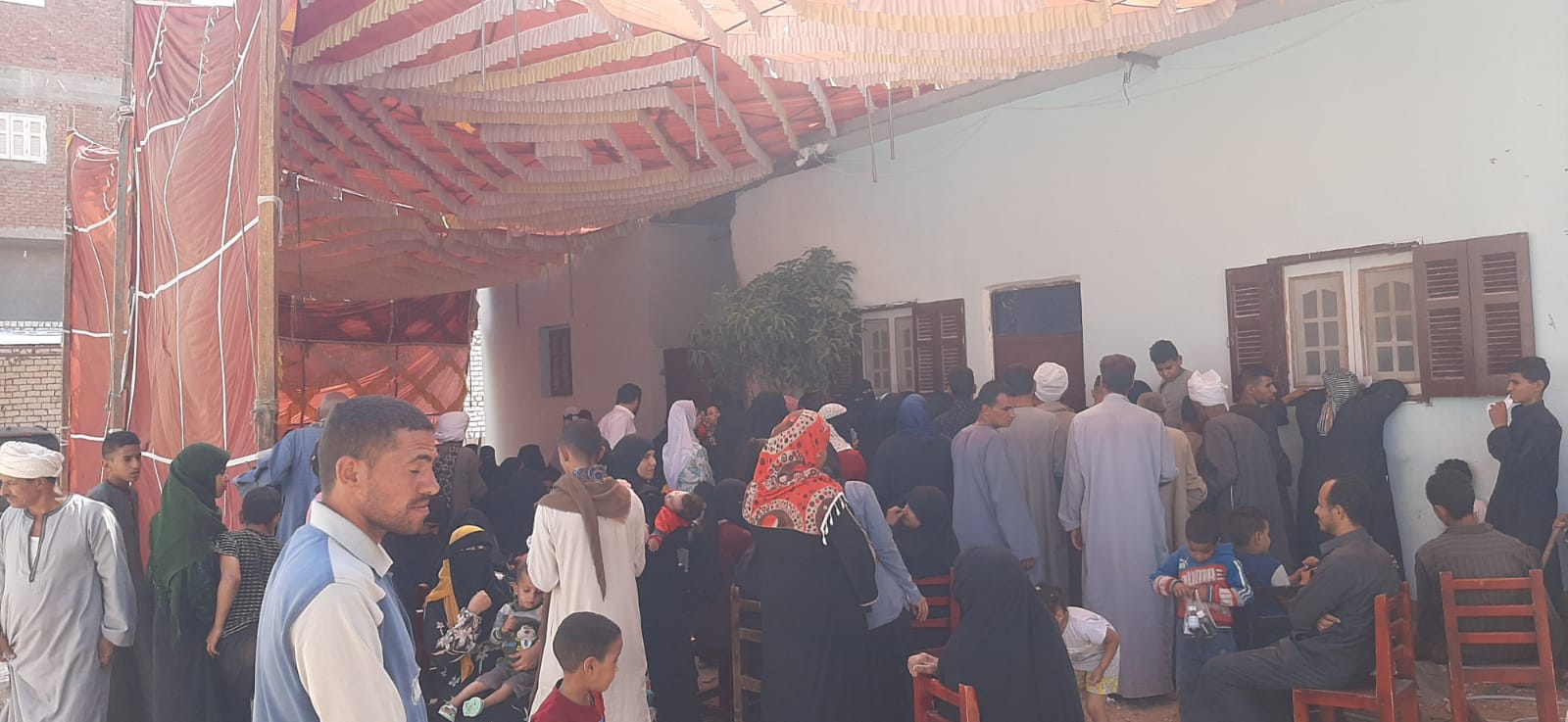 مستشفى الأزهر الجامعي تنظم قافلة طبية بمراكز أسيوط والكشف الطبى لـ600 مواطن