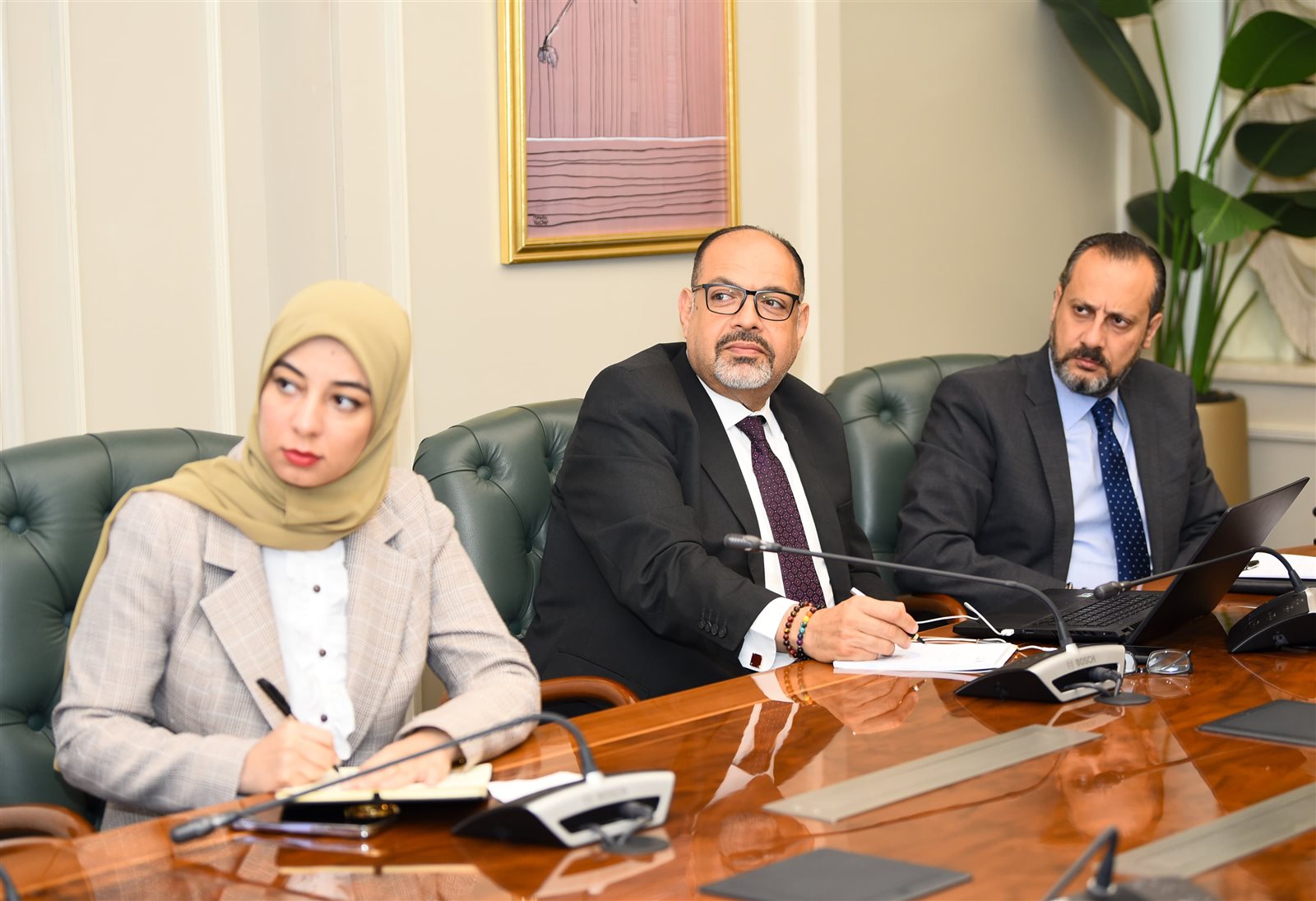 5992d950-d675-43ae-9f50-3a9820f42b12