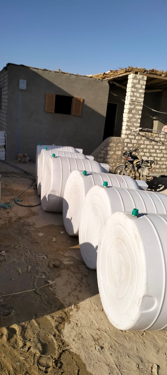 إحلال وتجديد ورفع كفاءة خزانات الصرف الصحي بقرى مركز الفرافرة