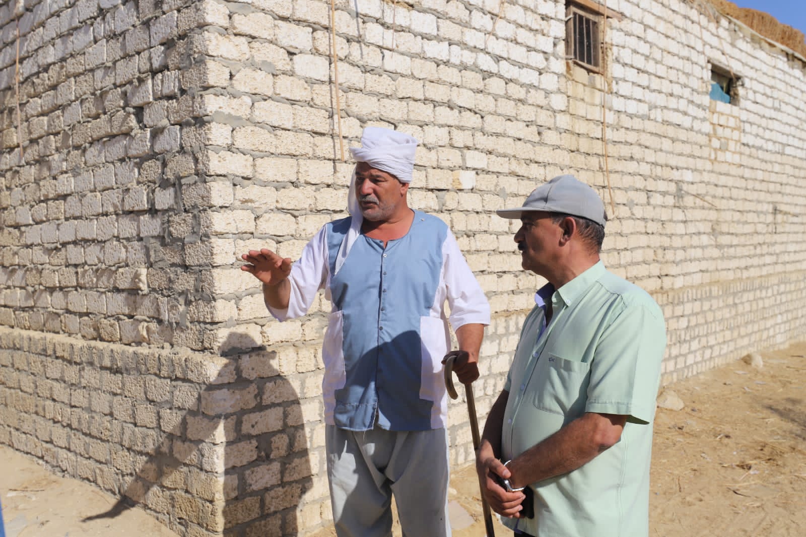 إحلال وتجديد ورفع كفاءة خزانات الصرف الصحي بقرى مركز الفرافرة