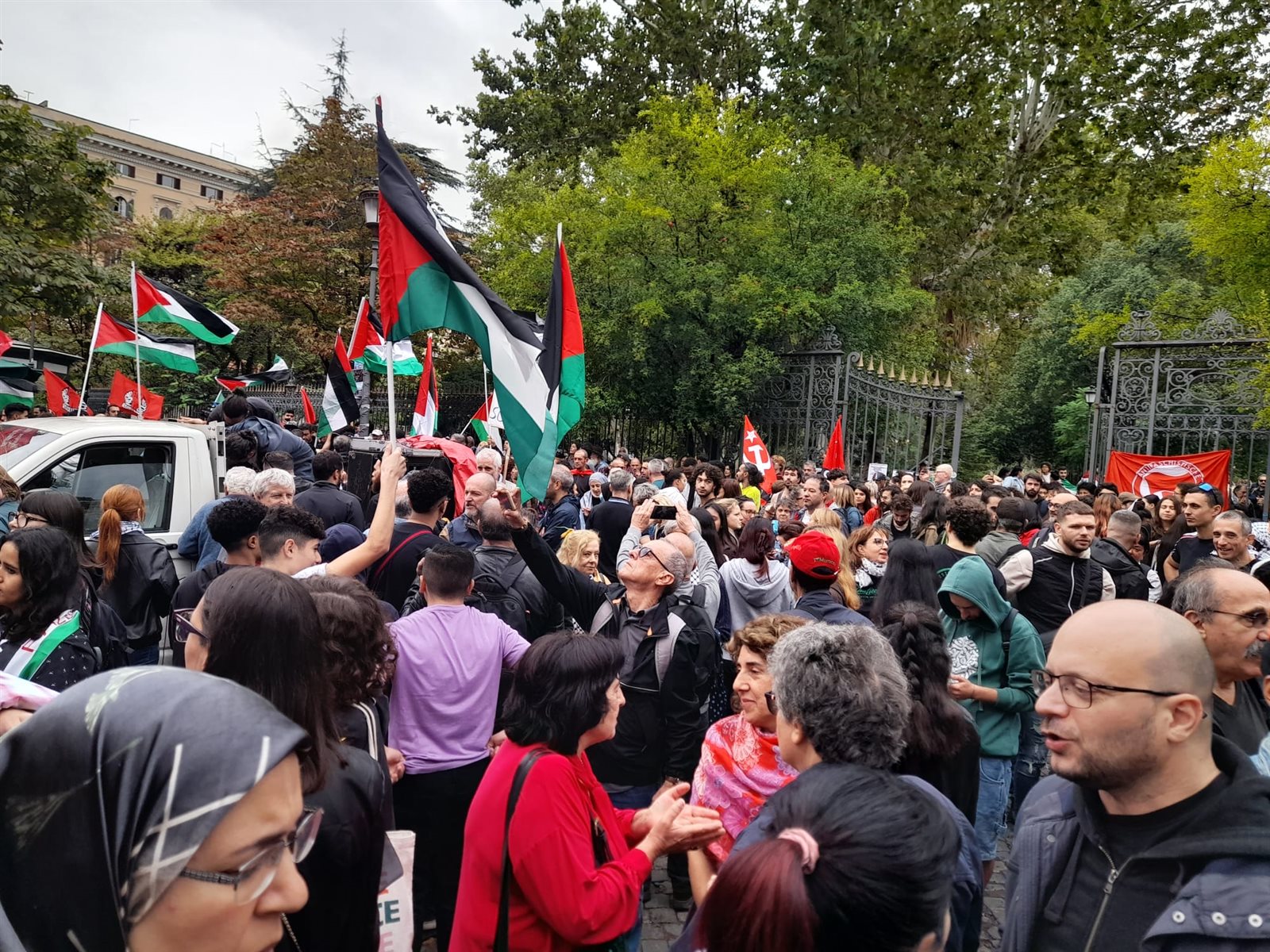 b7192df9-4c58-4d1a-b4c3-f051e6e66101