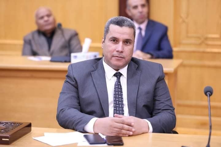 الدكتور حمادة مصطفى وكيل الكلية لشئون التعليم والطلاب