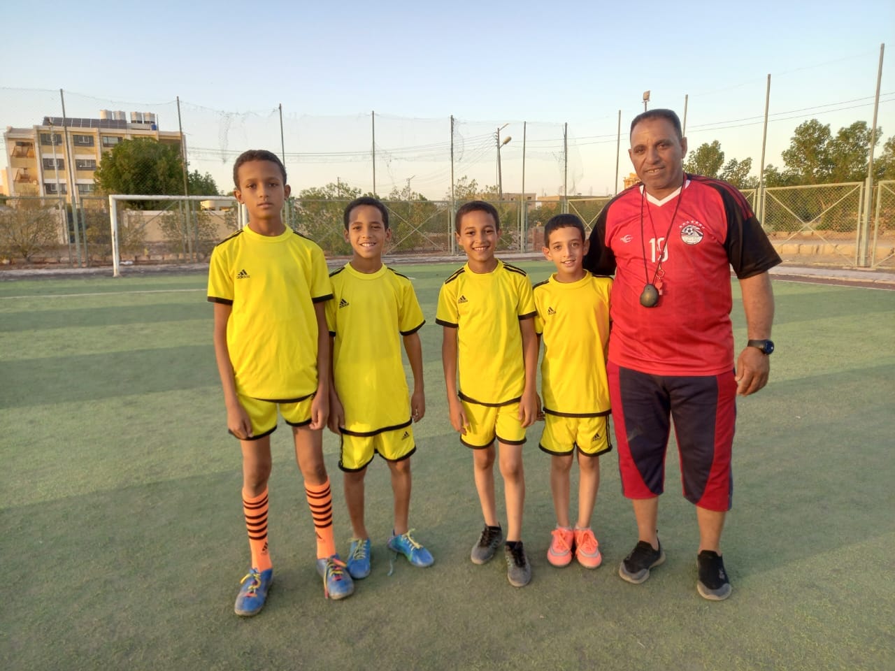 مركز شباب المعصرة في الداخلة نظم مهرجانًا رياضيًا للألعاب الترويحية