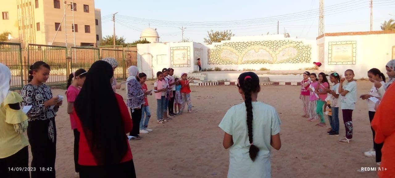 تألق شعبة الزهرات في تدريبات شعب الطلائع بالداخلة