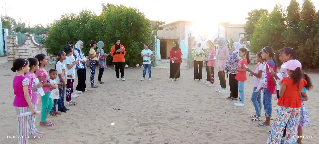 تألق شعبة الزهرات في تدريبات شعب الطلائع بالداخلة