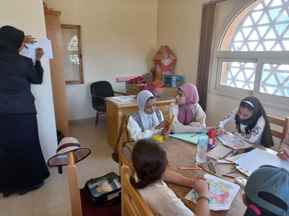 ورشة فنية للأطفال بثقافة جمال عبدالناصر ببني مر بأسيوط