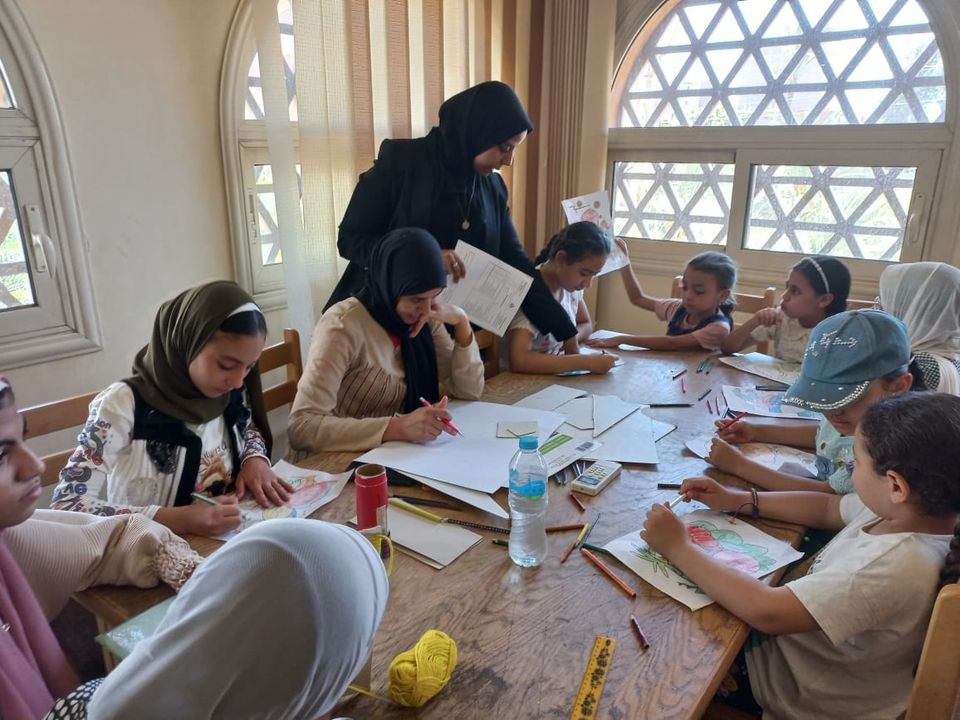 ورشة فنية للأطفال بثقافة جمال عبدالناصر ببني مر بأسيوط