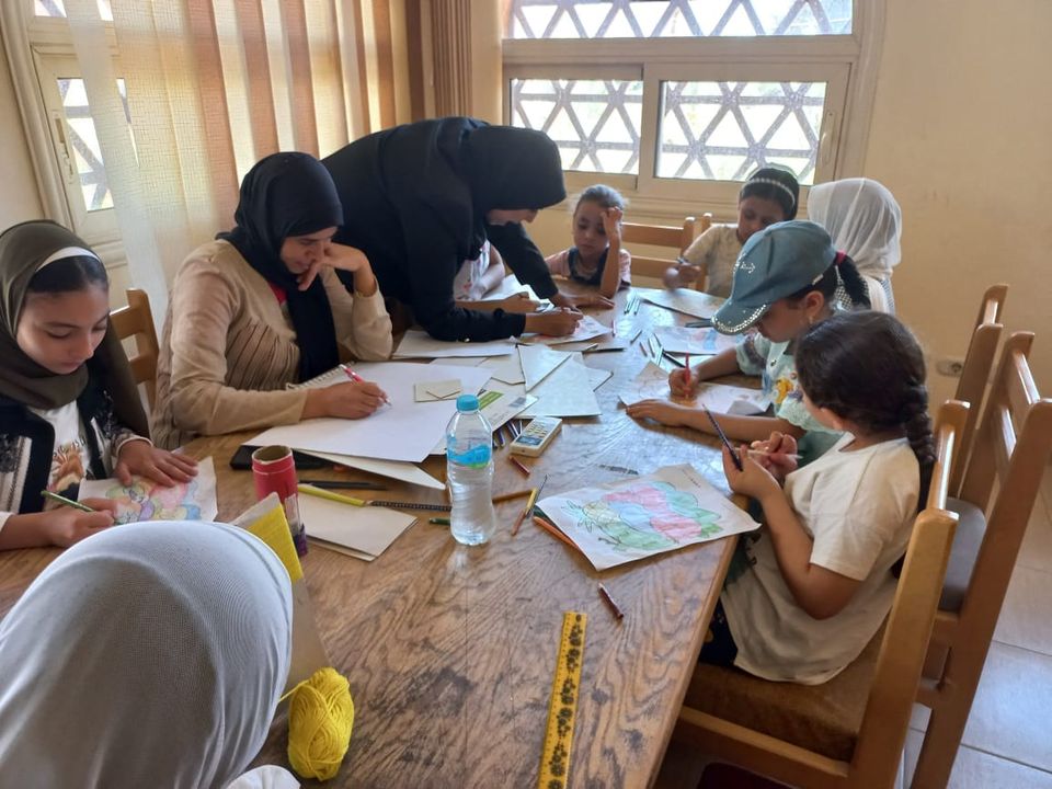 ورشة فنية للأطفال بثقافة جمال عبدالناصر ببني مر بأسيوط