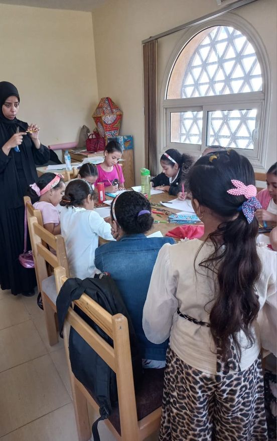 ورشة فنية للأطفال بثقافة الزعيم جمال عبد الناصر ببني مر بأسيوط