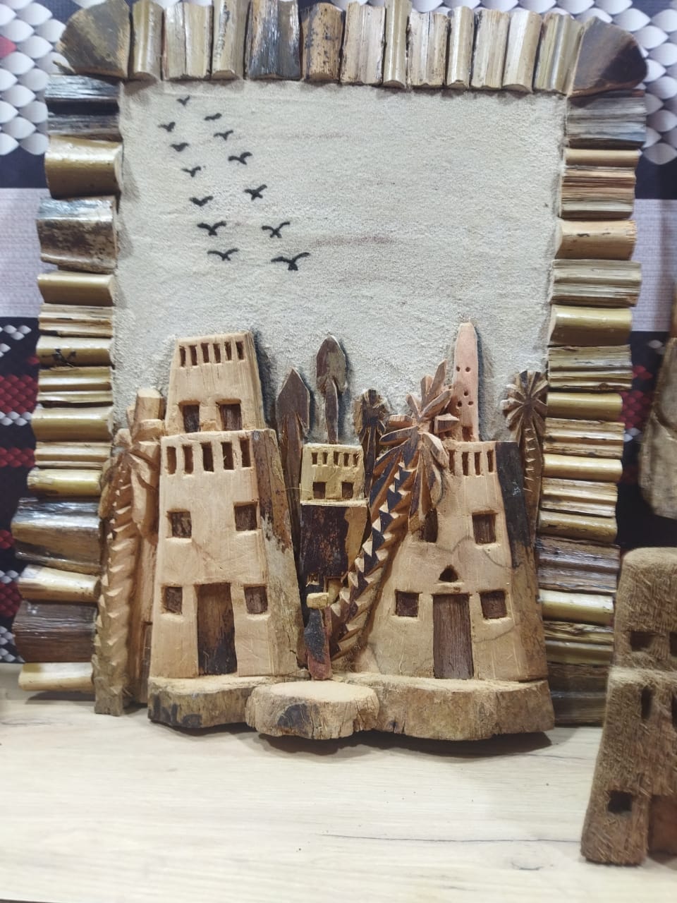 محاضرة  ومعرض نحت بمكتبة الطفل والشباب بتنيدة