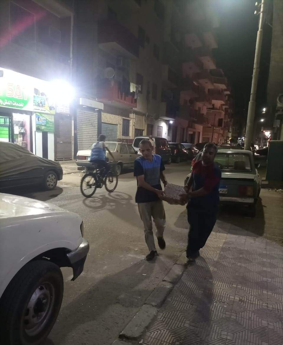 إزالة الحواجز الحديدية ورفع الاشغالات