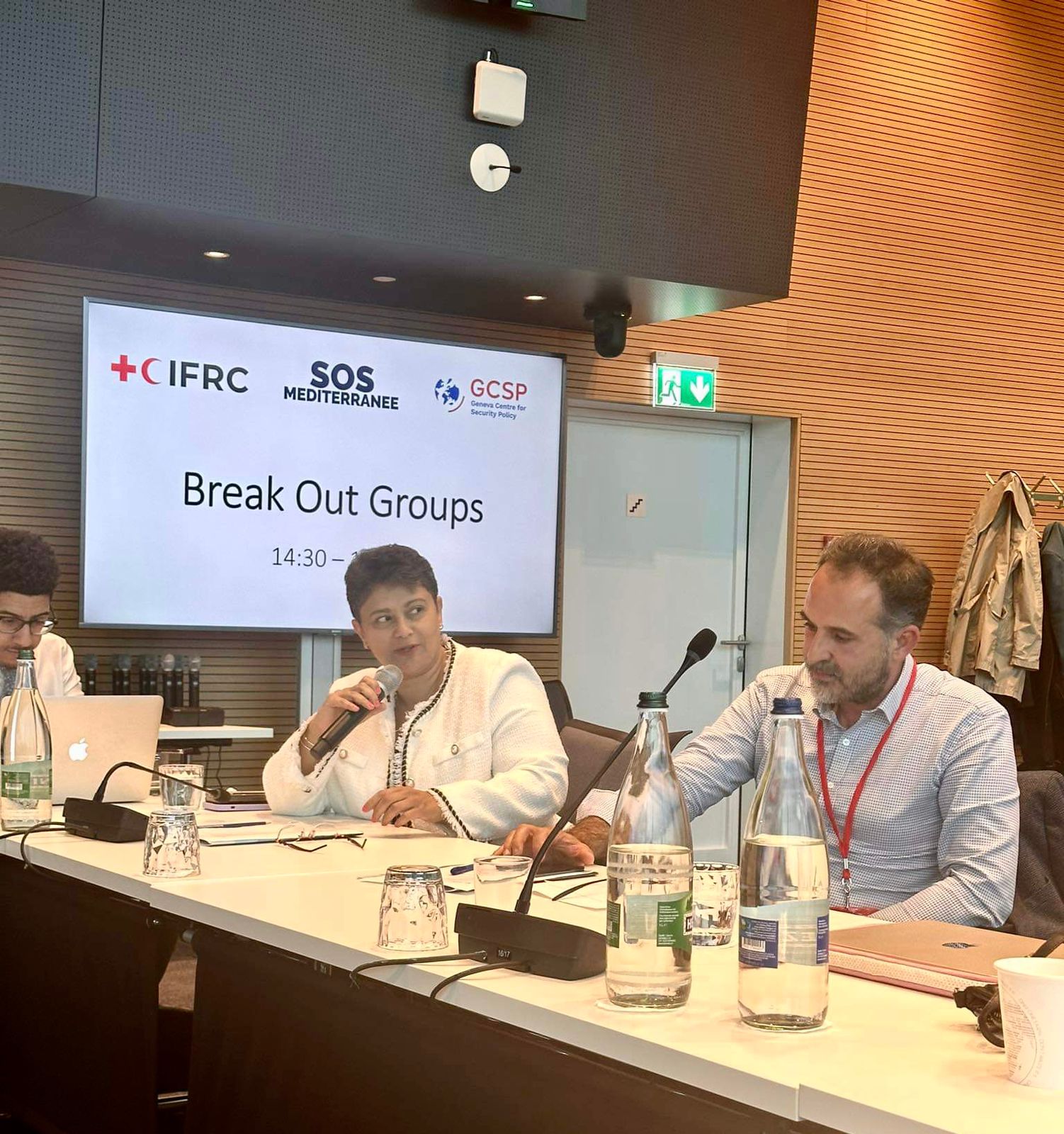 1e1dca84-3d46-4fd9-9895-fb98896915f3